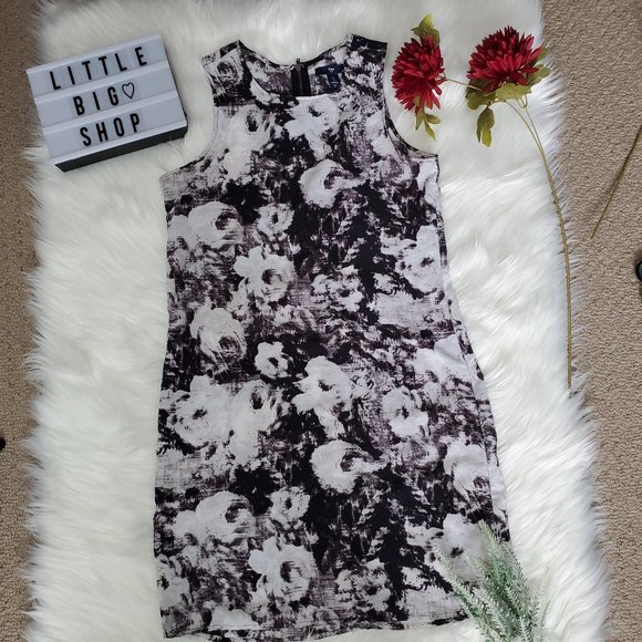 Women's Gap Black & White Floral Dress/Size Small - Picture 1 of 13